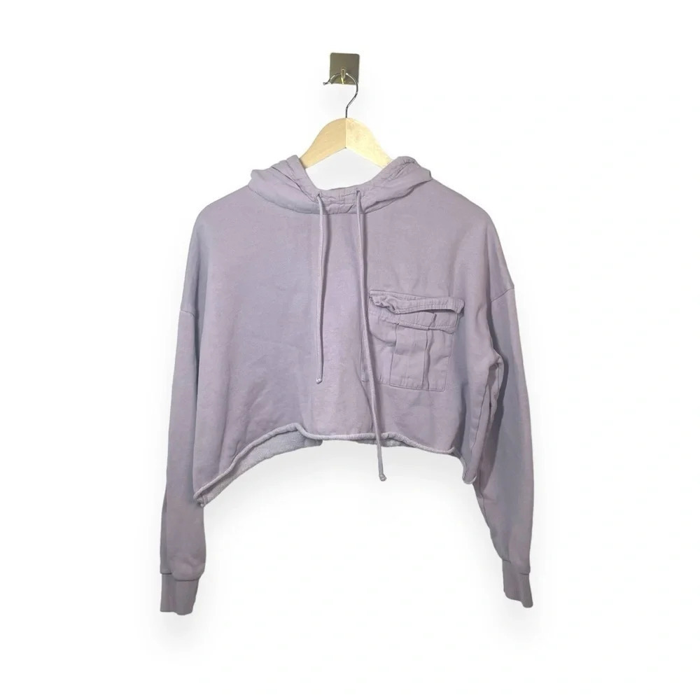 Urban Outfitters Cropped Raw Hem Hoodie Lavender Pocket Sweatshirt S